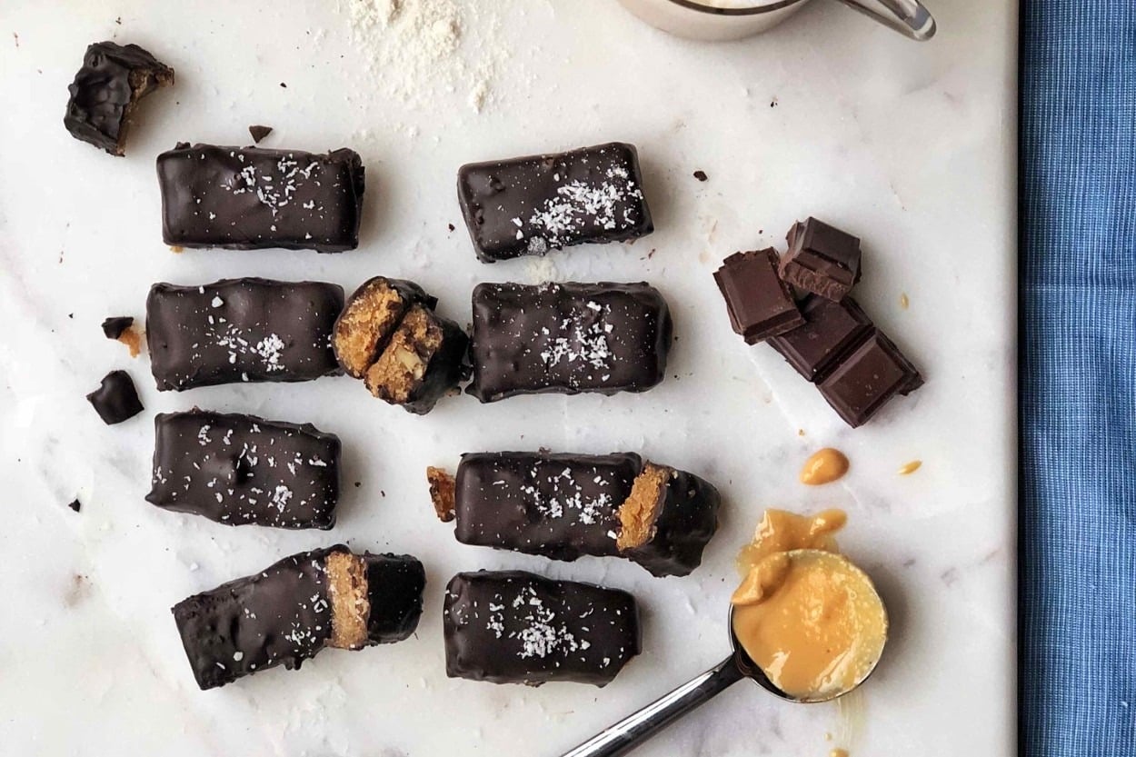 Hem de Glutensiz: Çikolata Kaplı Yer Fıstıklı Bar