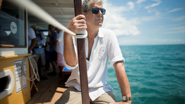 Anthony Bourdain'in Herkesin Kulağına Küpe Olması Gereken 14 Ölümsüz Sözü