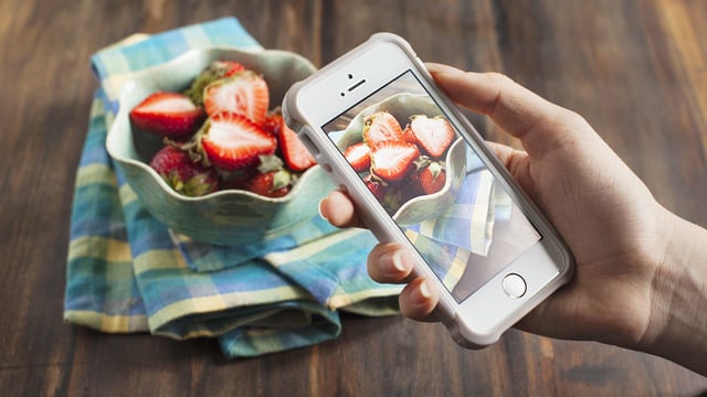 Telefonla Çok Daha İyi Yemek Fotoğrafı Çekmek İçin 7 Altın Öneri