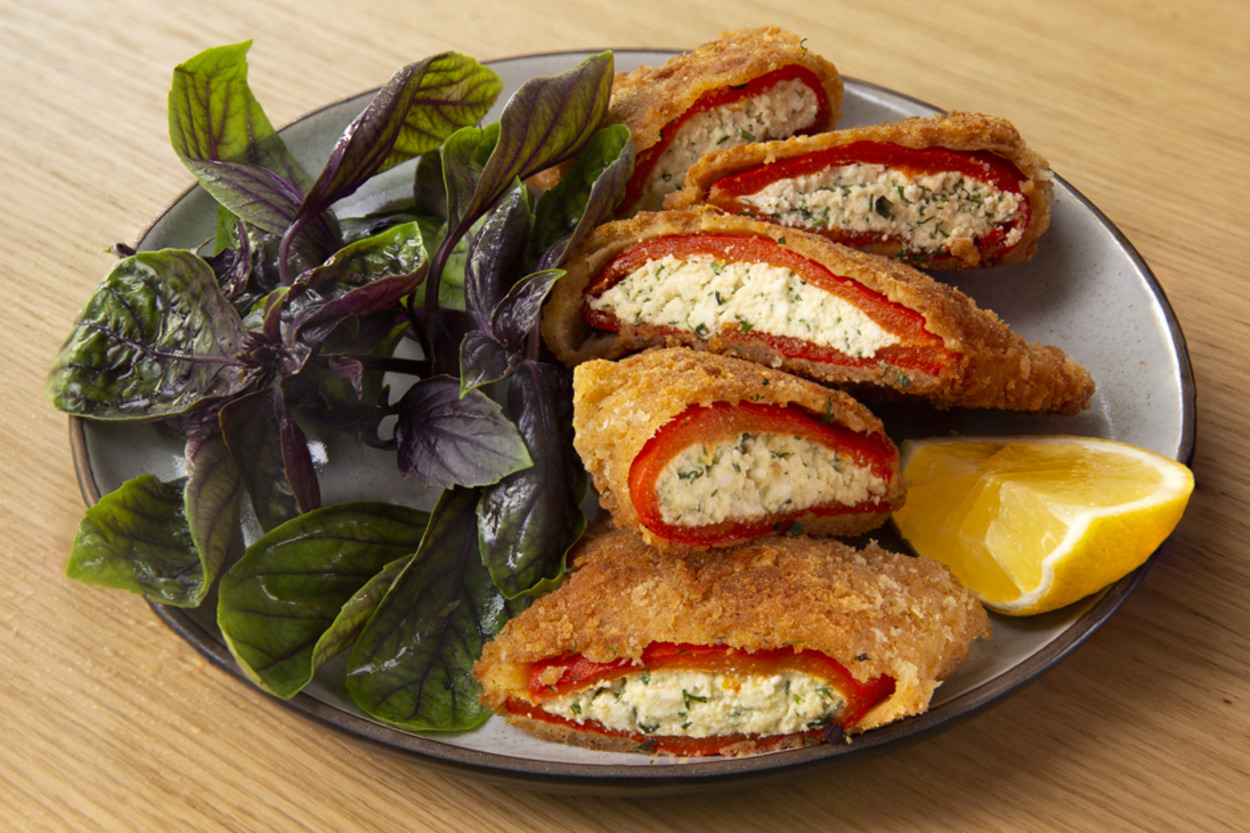 Pratikliğiyle Her Mutfağın Vazgeçilmezi Olacak 9 Nefis Yufkasız Börek Tarifi