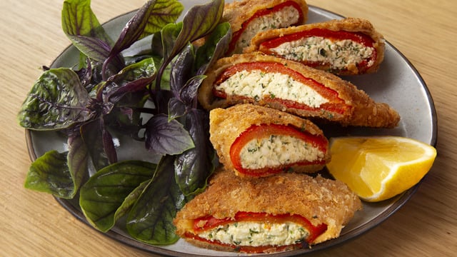 Pratikliğiyle Her Mutfağın Vazgeçilmezi Olacak 9 Nefis Yufkasız Börek Tarifi