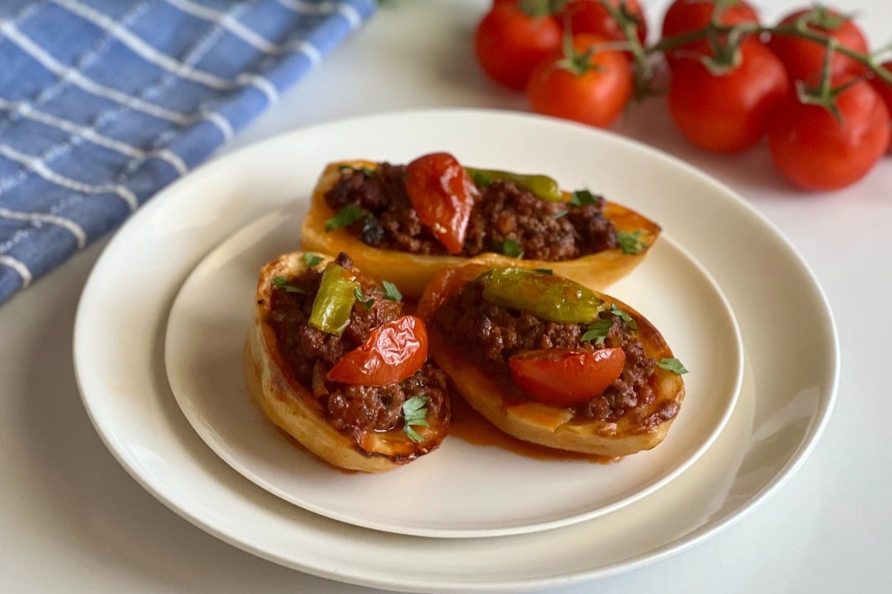 Adeta Bir Efsane: Fırında Patates Karnıyarık