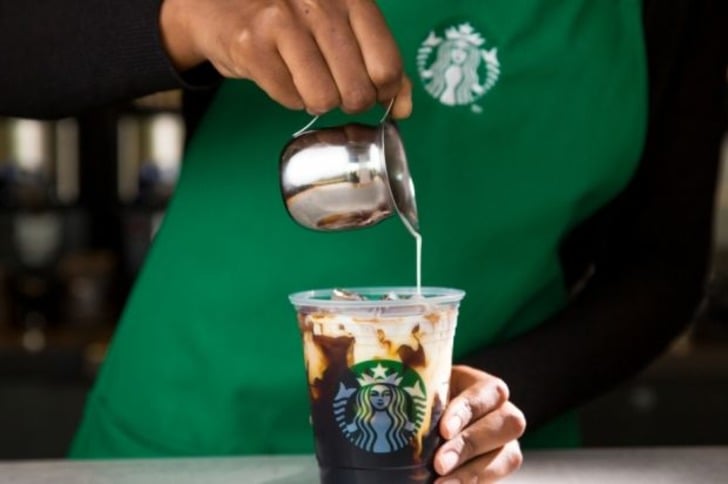 İlk Defa Starbucks'a Gidecekler İçin 101 Niteliğinde Sipariş Verme Rehberi ve Birkaç Küçük Tüyo