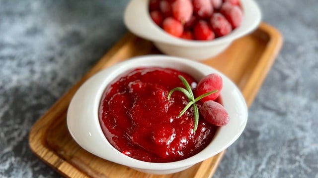 Kahvaltı Şenlendiren: Kızılcık Marmelatı