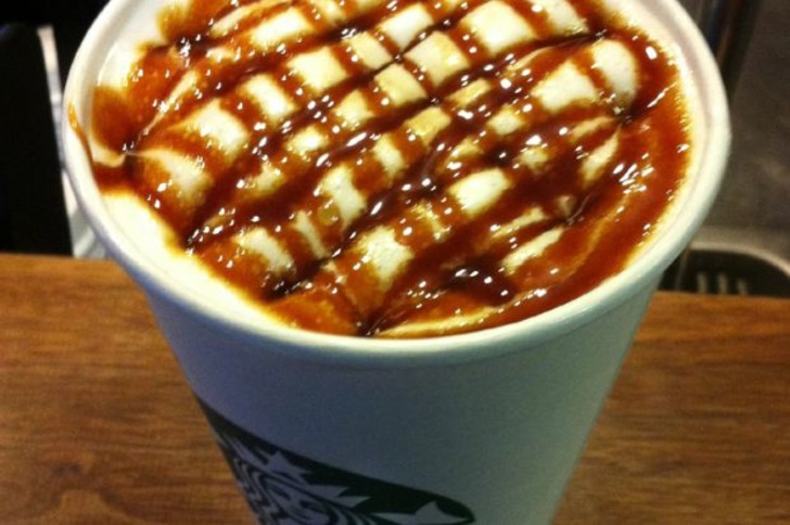 Starbucks’a Gittiğinizde Sizi Diğerlerinden On Adım Öne Atacak Eşsiz Modifiye Kahve Tarifleri