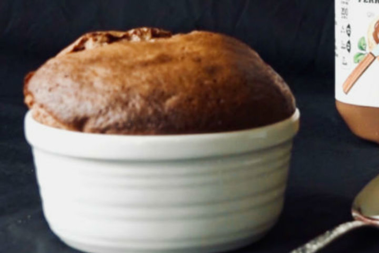 O Kaşığı Hemen Yere Bırak: İki Malzemeli Sufle