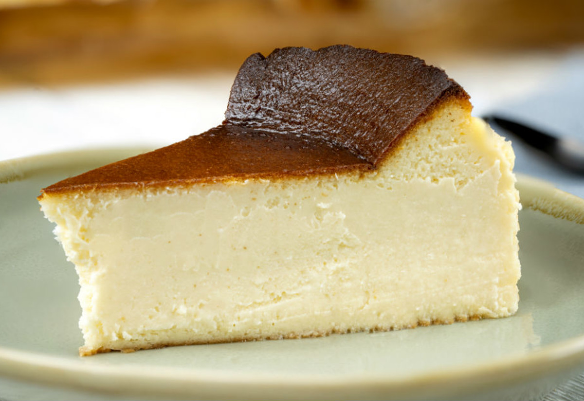 Kıvamı Asla Şaşmaz: San Sebastian Cheesecake Tarifi