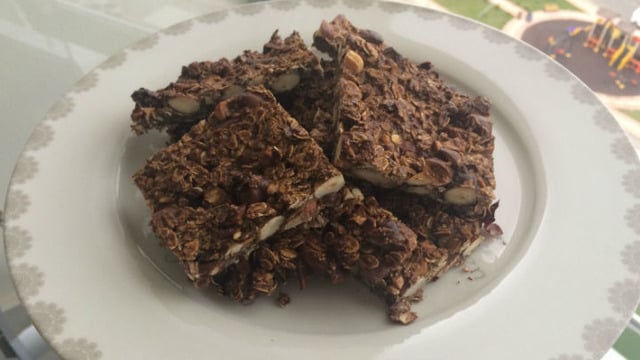 Özenli Beslenenler İçin: Granola Bar