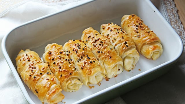 Çıtır Çıtır Bir Keyif: Karbonatlı Börek