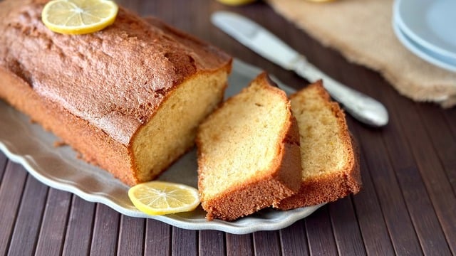 Ferah ve Yumuşacık: Limonlu Zencefilli Kek