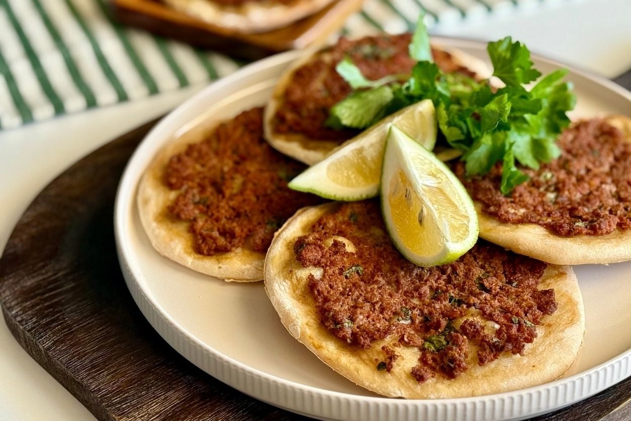 Kebapçı Usulü: Fındık Lahmacun
