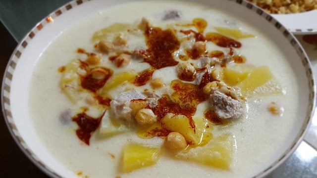 Antep'in Sulu Yemeklerinden: Yoğurtlu Sulu Patates