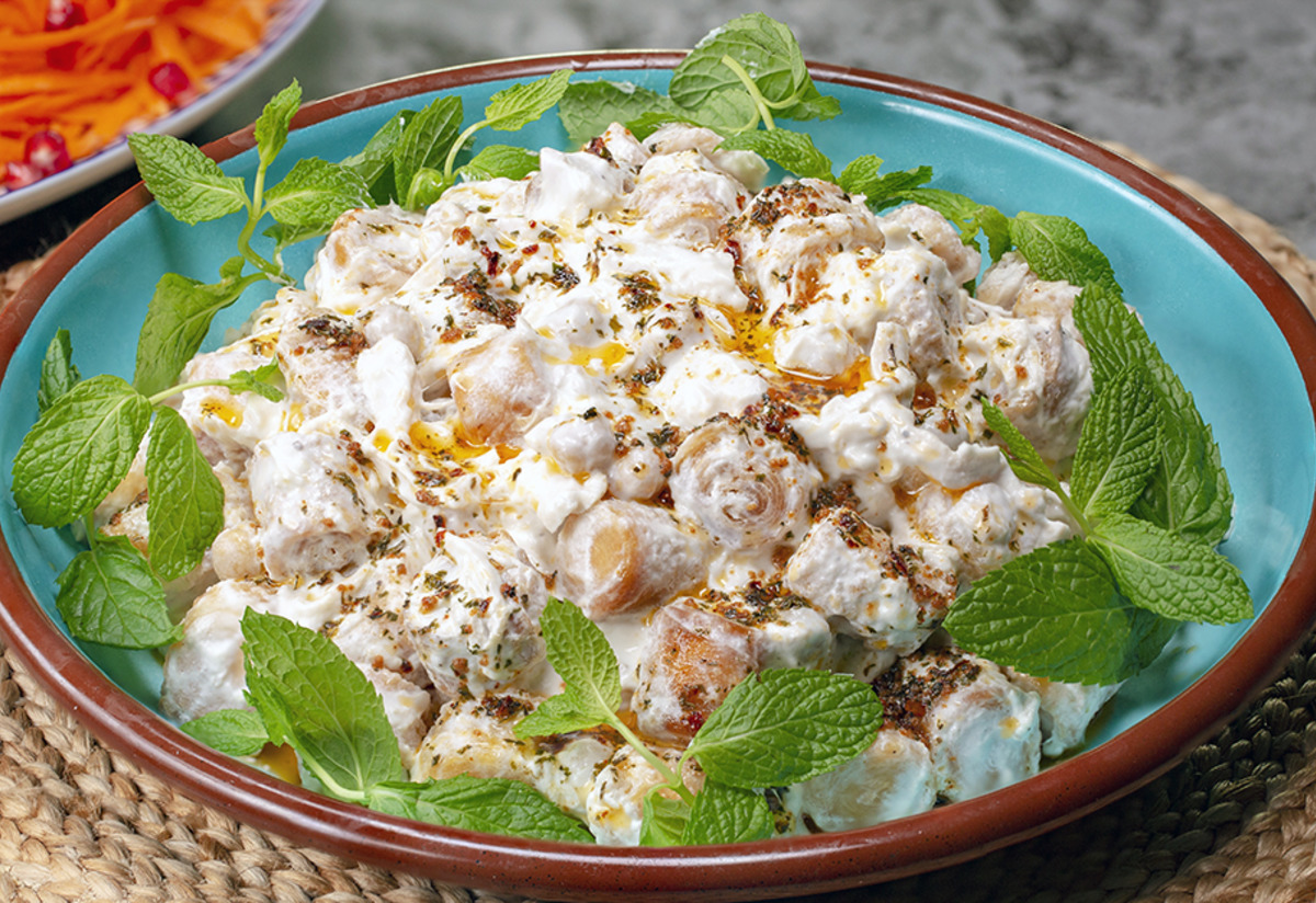 Günün Yıldızı: Çıtır Yufkalı Nohut Salatası Tarifi