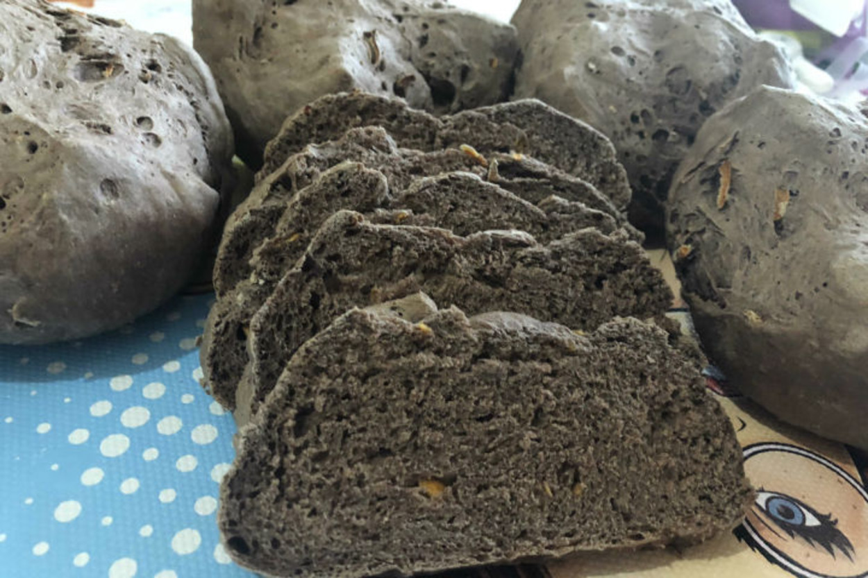 Enfes Kokusuyla: Kakaolu Portakallı Ekmek