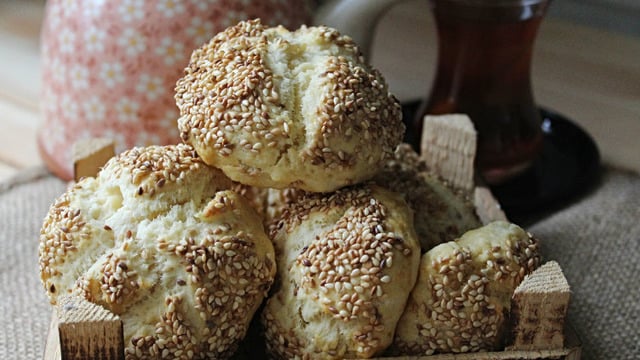 Simit Lezzetinde, Poğaça Yumuşaklığında: Kolay Simit Poğaça