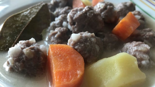 Dumanı Üstünde: Ekşili Köfte Çorbası