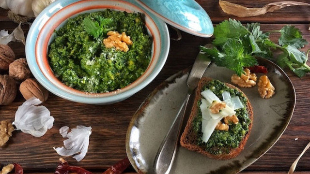Farklı ve Pratik: Isırgan Otlu Pesto
