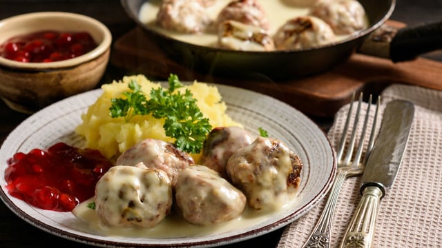 İsveç Usulü, Mantar Soslu Köfte: Köttbullar