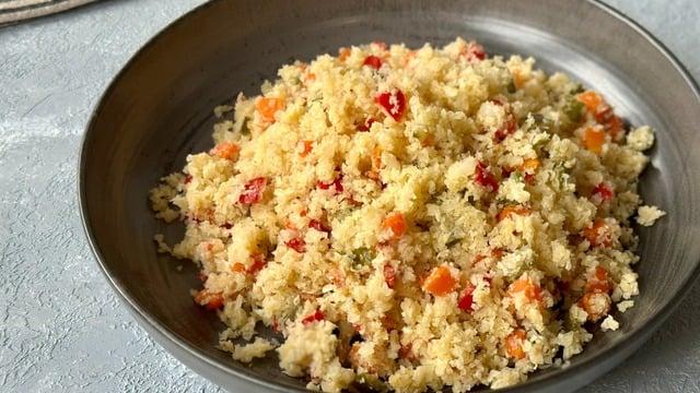 Pirinçsiz Pilav: Karnabahar Pilavı