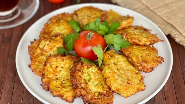 Farklılık Arayanlara: Kahvaltılık Mücver