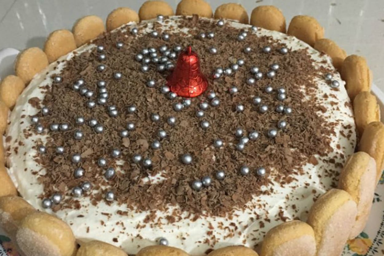 Çabucak Hazırlanan: Kahve Aromalı Meyveli Pasta