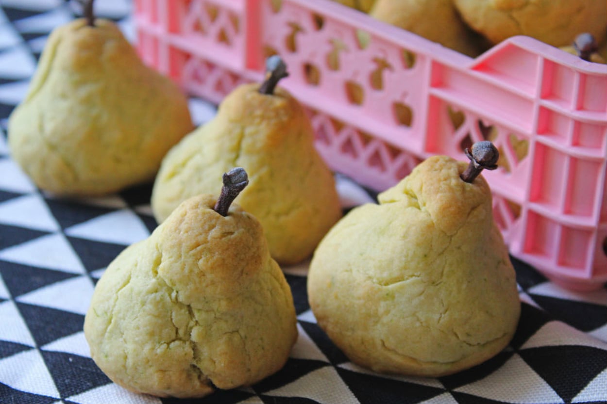 Şekli Mutluluk Veren: Armut Kurabiye