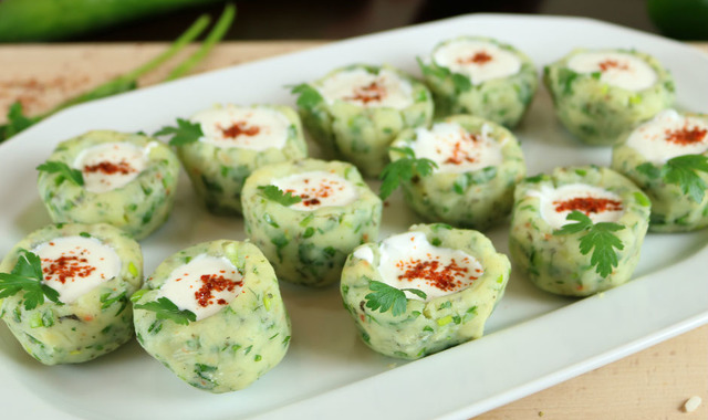 Tek Atımlık: Yoğurtlu Patates Çanakları