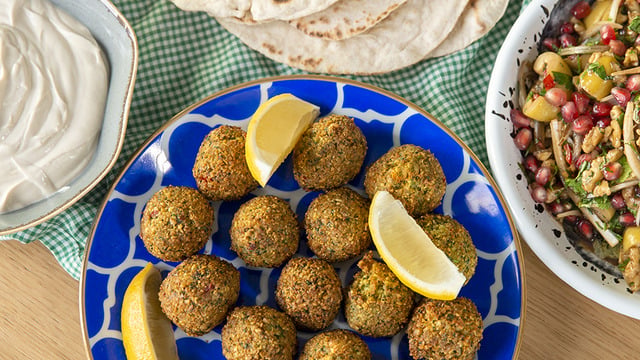 Ben Bunu Yerim: Orijinal Falafel ve Zeytin Salatası
