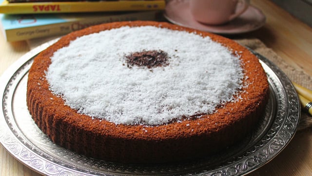 İçi Yumuşacık: Tart Kalıbında Islak Kek