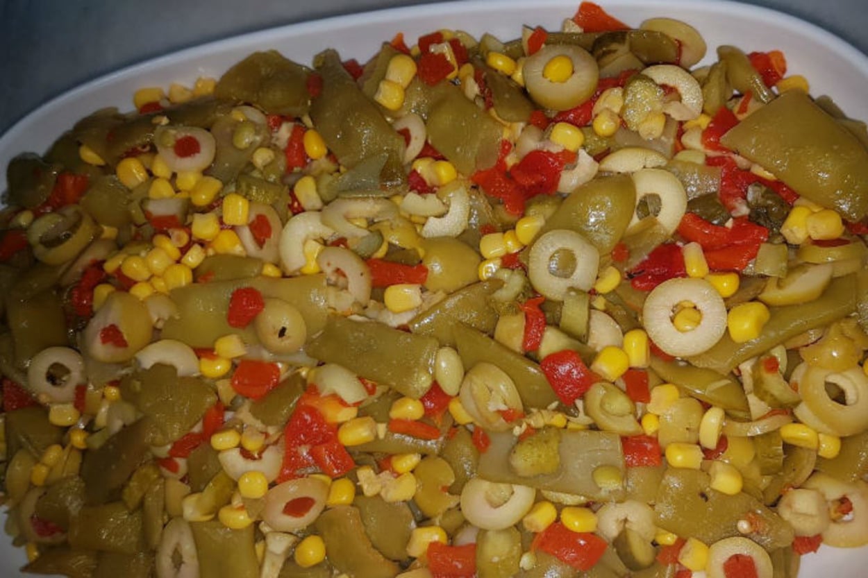 Yemelere Doyum Olmaz: Taze Fasulye Salatası