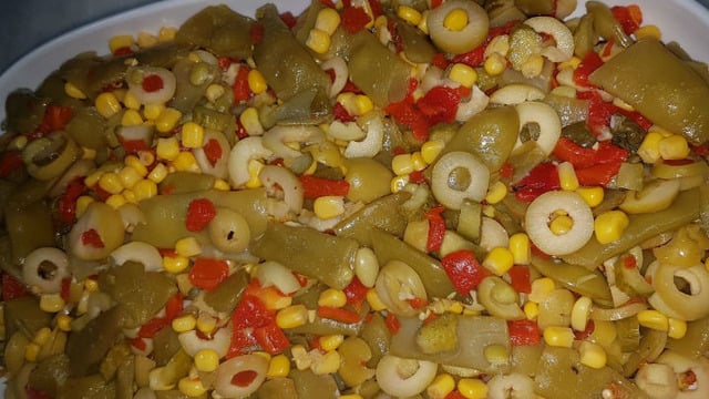 Yemelere Doyum Olmaz: Taze Fasulye Salatası