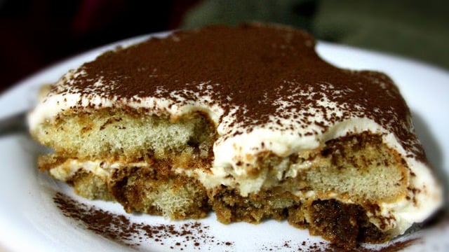 Hem Göze Hem Damağa Hitap Eder: Kolay Tiramisu
