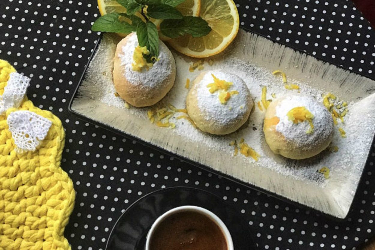 Çaya, Kahveye: Ağızda Dağılan Limonlu Kurabiye