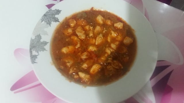 Bir Tabak Yetmez: Biberli Domatesli Tavuk Sote