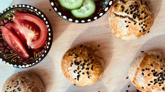 Tam Buğday Unlu: Peynirli Fit Poğaçalar