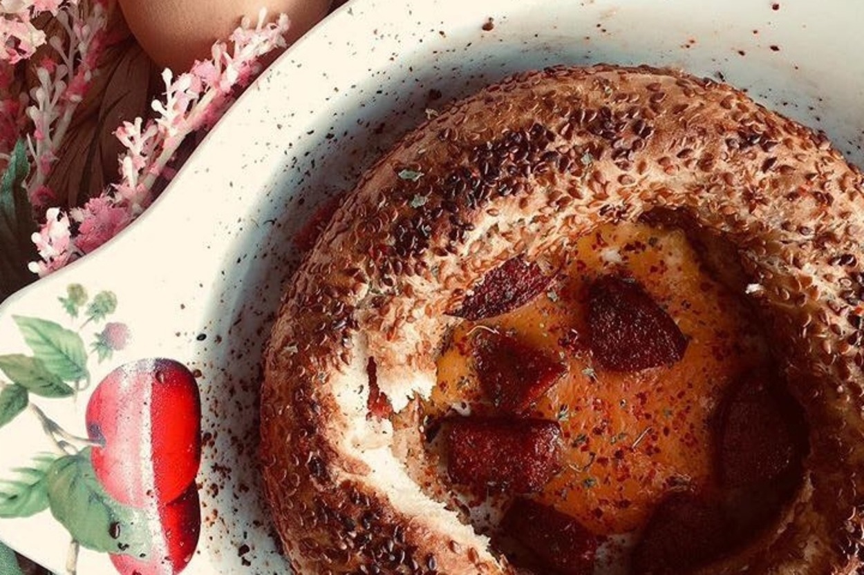 Kahvaltıya En Çok O Yakışır: Simitli Yumurta