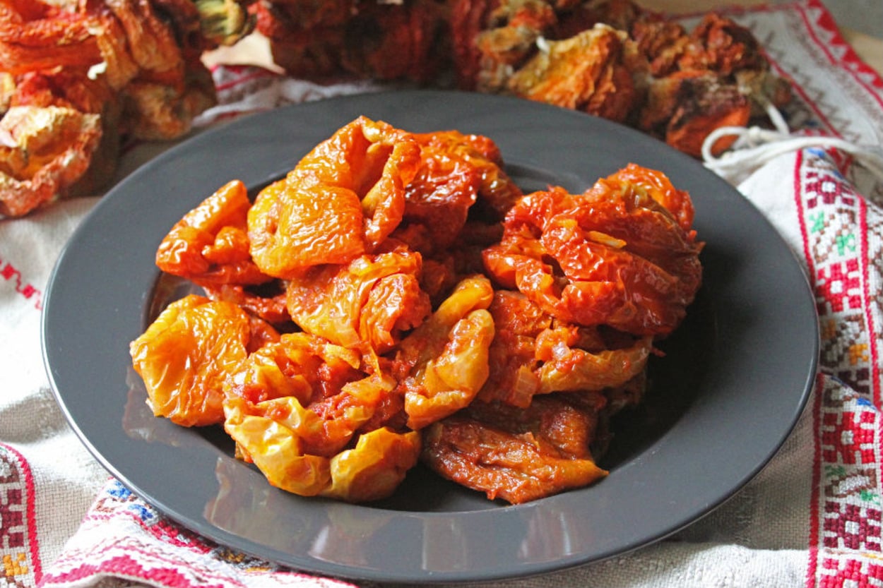 Farklı Bir Meze: Kuru Biber Kavurması