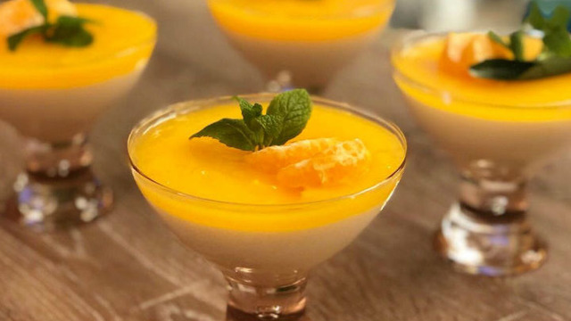 Çok Hafif: Mandalina Soslu Muhallebi