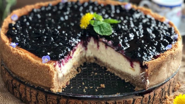 Lezzeti Muazzam: Yaban Mersinli Cheesecake