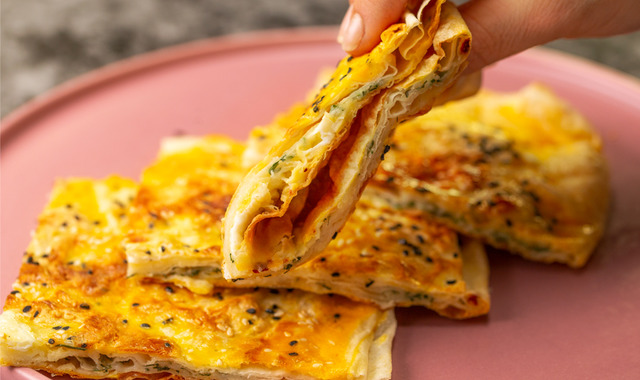 Börek Tadında: Dönderme
