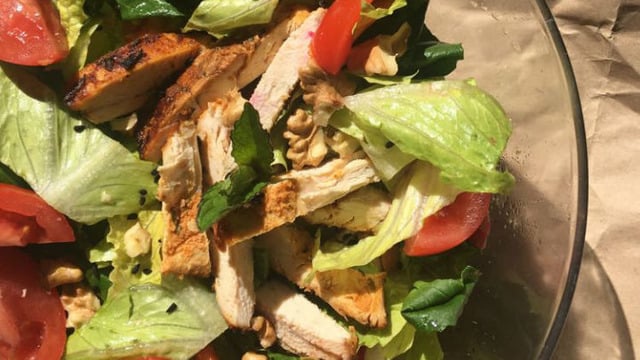 Hafif ve Çok Doyurucu: Tavuklu Diyet Salata