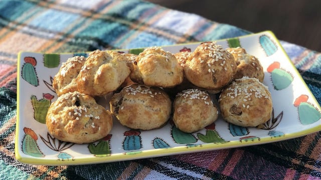 En Kolay Tariflerden: Lorlu Cevizli Poğaça