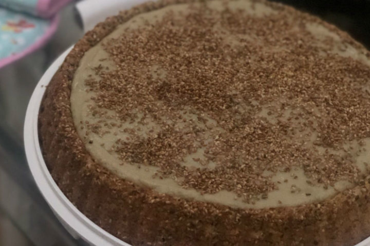 Bir Dilim Daha İstetir: Tahinli Tart Kek