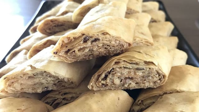 Çayın Yanına: Tahinli Çıtır Rulo