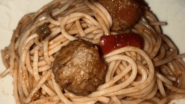 Leziz mi Leziz: Köfteli Makarna