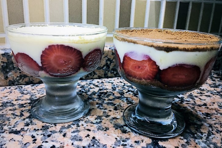 Çilekli Manolya Tatlısı Tarifi