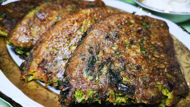 Azeri Tarzı: Yeşillikli Omlet