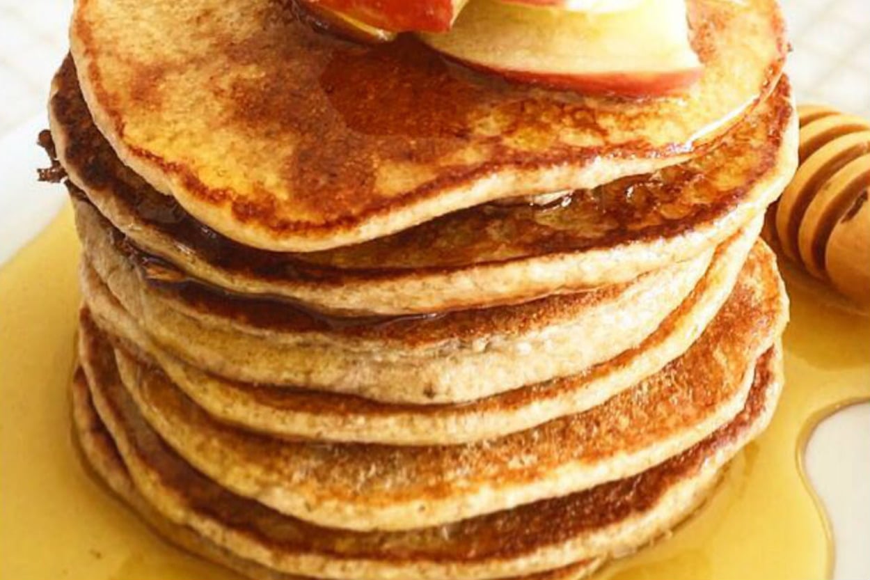 Çok Hafif: Muzlu Yulaf Ezmeli Pancake