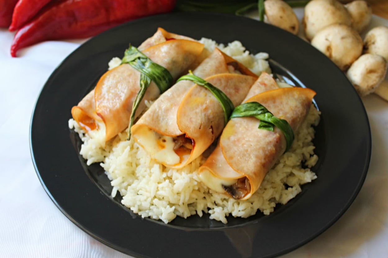 Şık Sofralar İçin: Hindi Füme Sarma