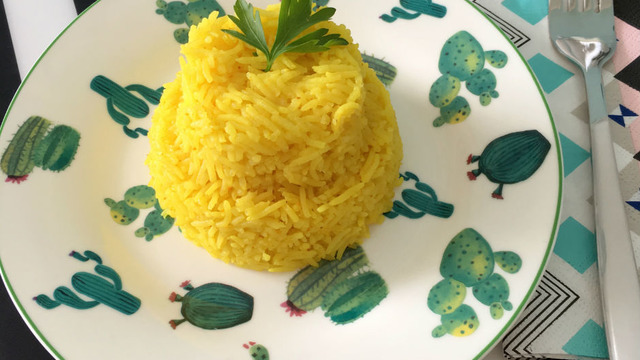 Sağlıklı ve Doyurucu: Zerdeçallı Basmati Pilavı